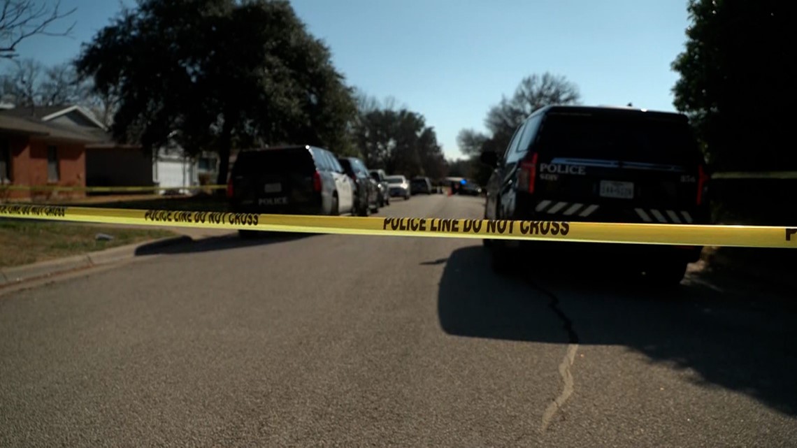 Fort Worth police shooting: Officer shoots man presenting threat | wfaa.com