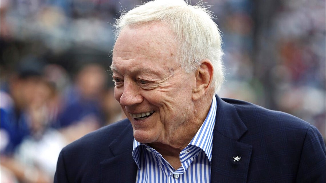 dallas cowboys net worth 2022