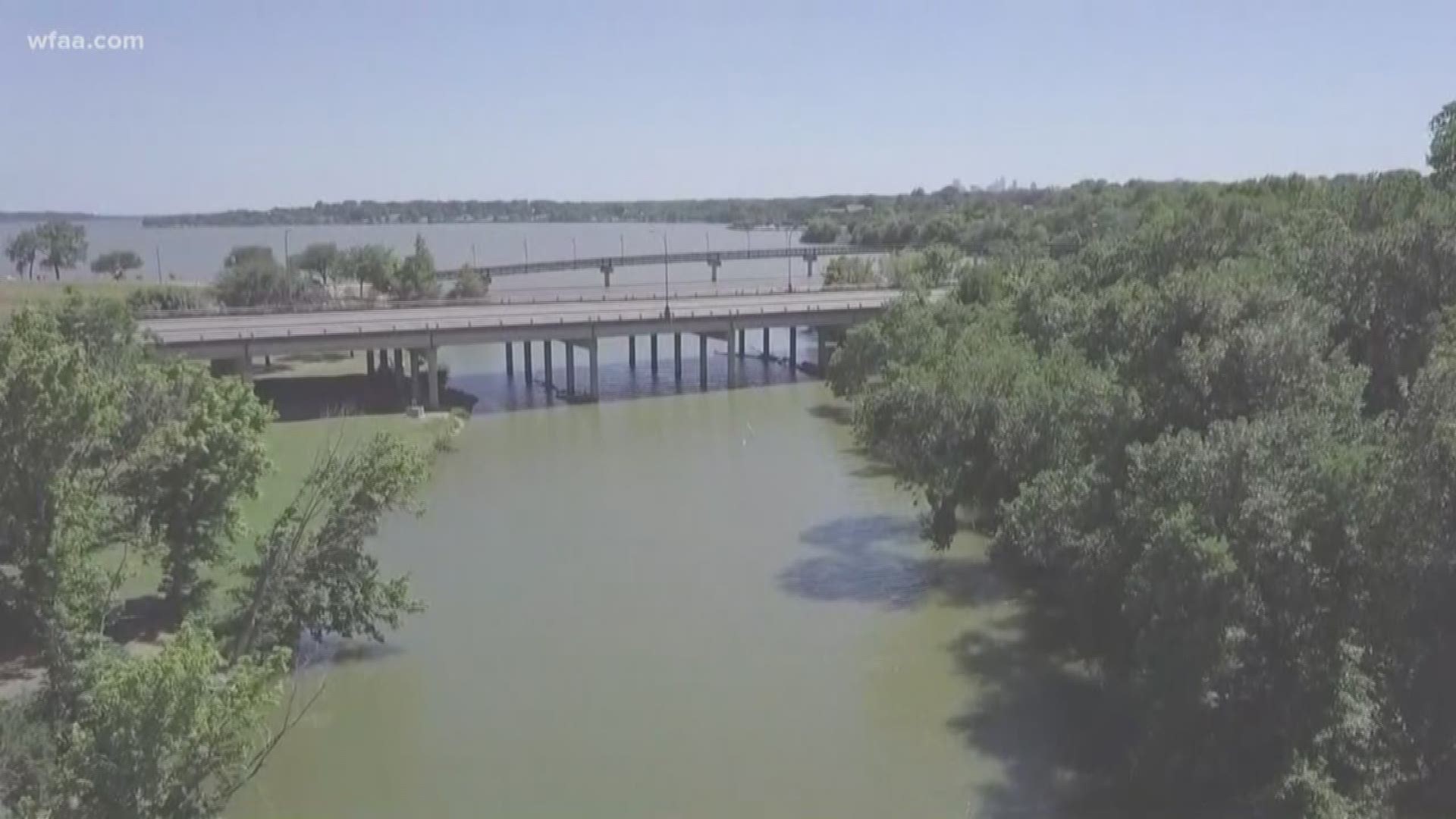 Raw sewage headed toward White Rock Lake