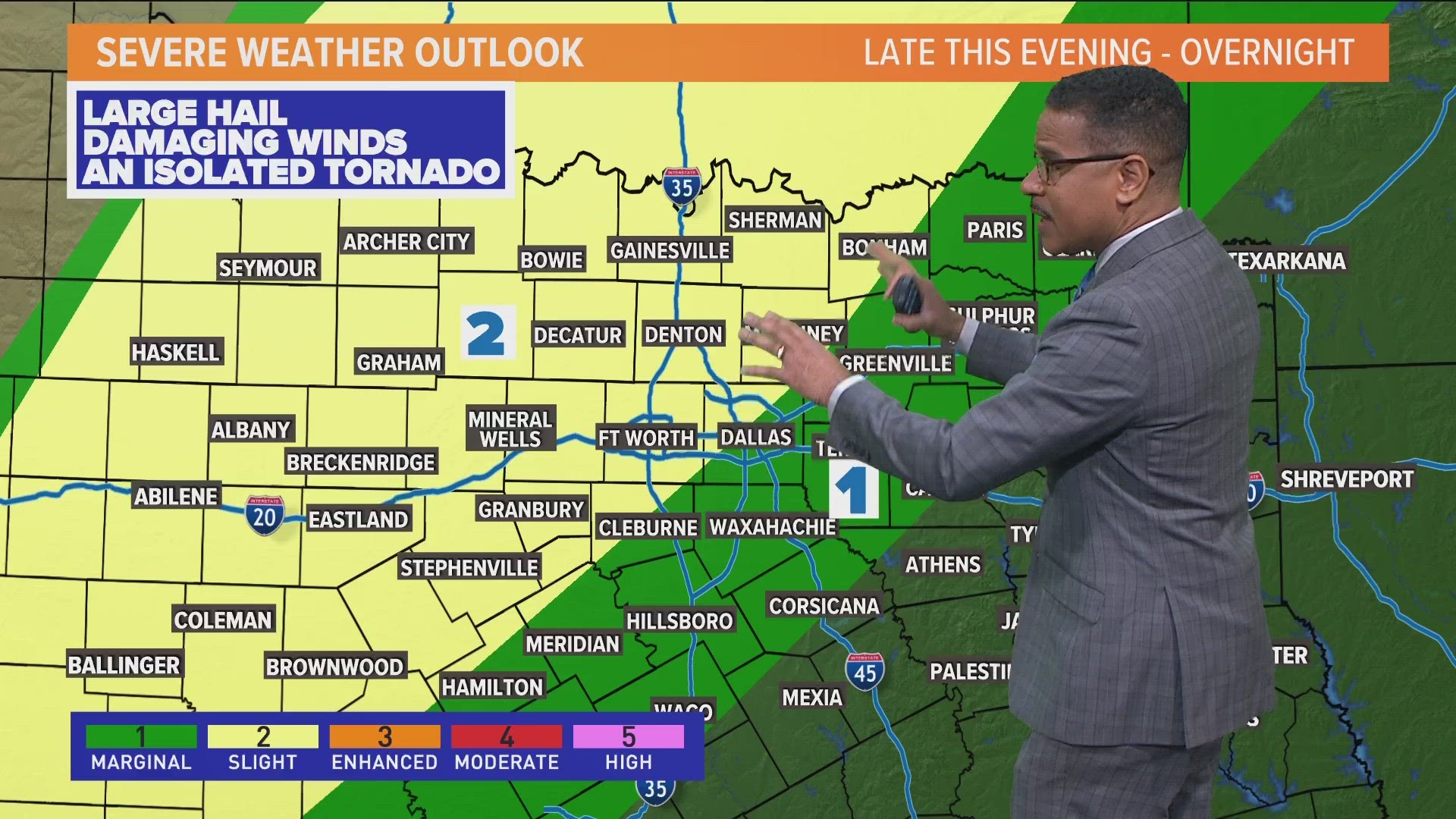 WFAA meteorologist gives a forecast of rain and potential severe weather that's expected to arrive late Thursday night.