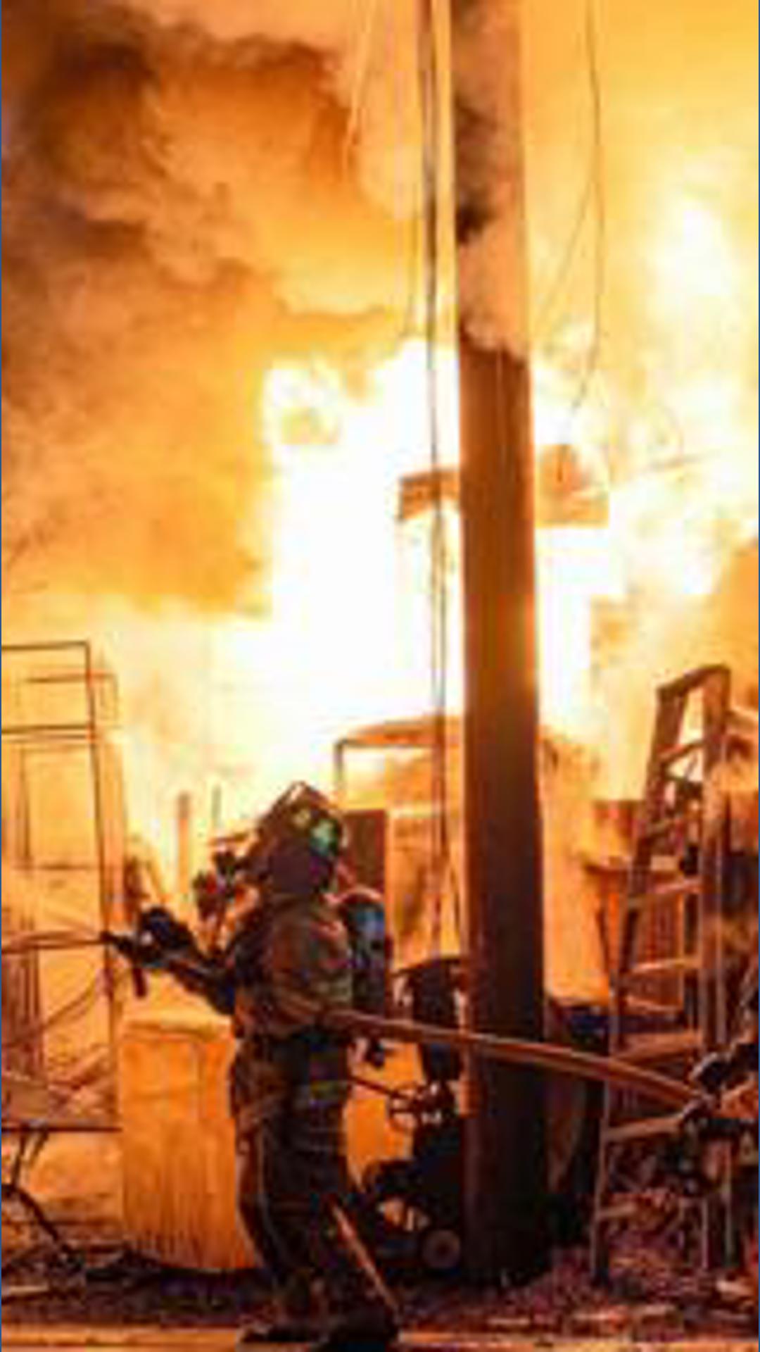 Fort Worth firefighters battle major blaze that ignites several ...