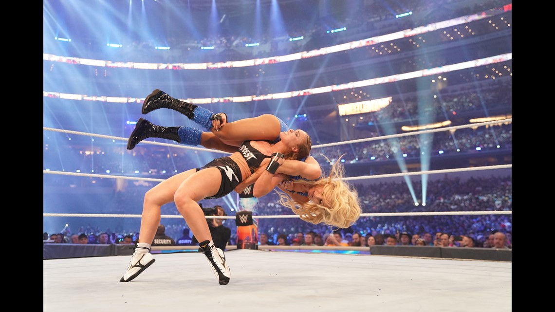 Nearly 160K fans attended WrestleMania at AT&T Stadium