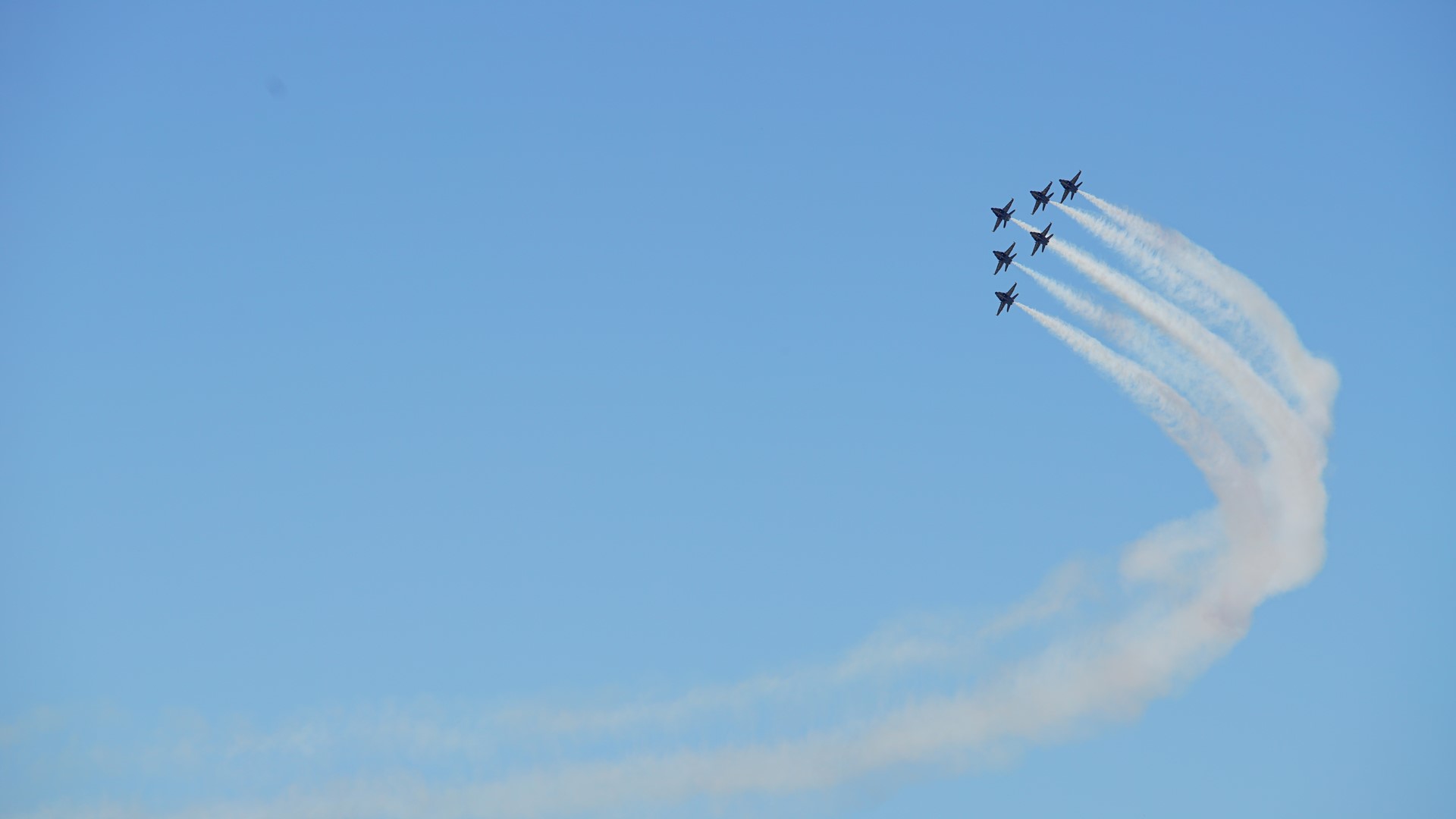 Videos: Navy's Blue Angels fly over Dallas-Fort Worth area to honor ...