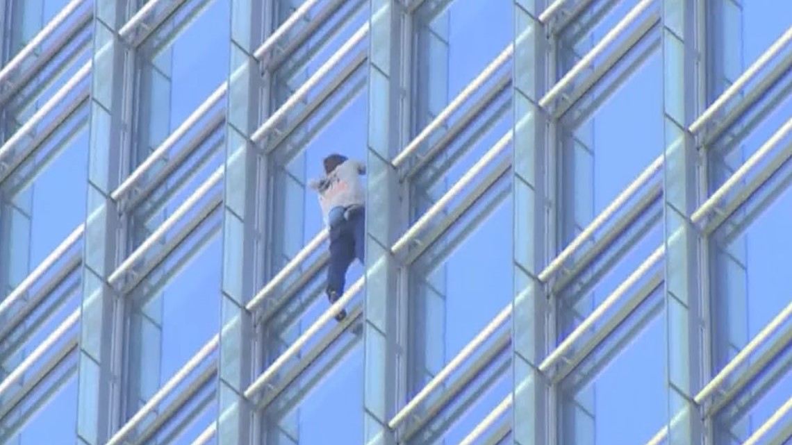 Oklahoma City Devon Tower climber Man scales side of skyscraper