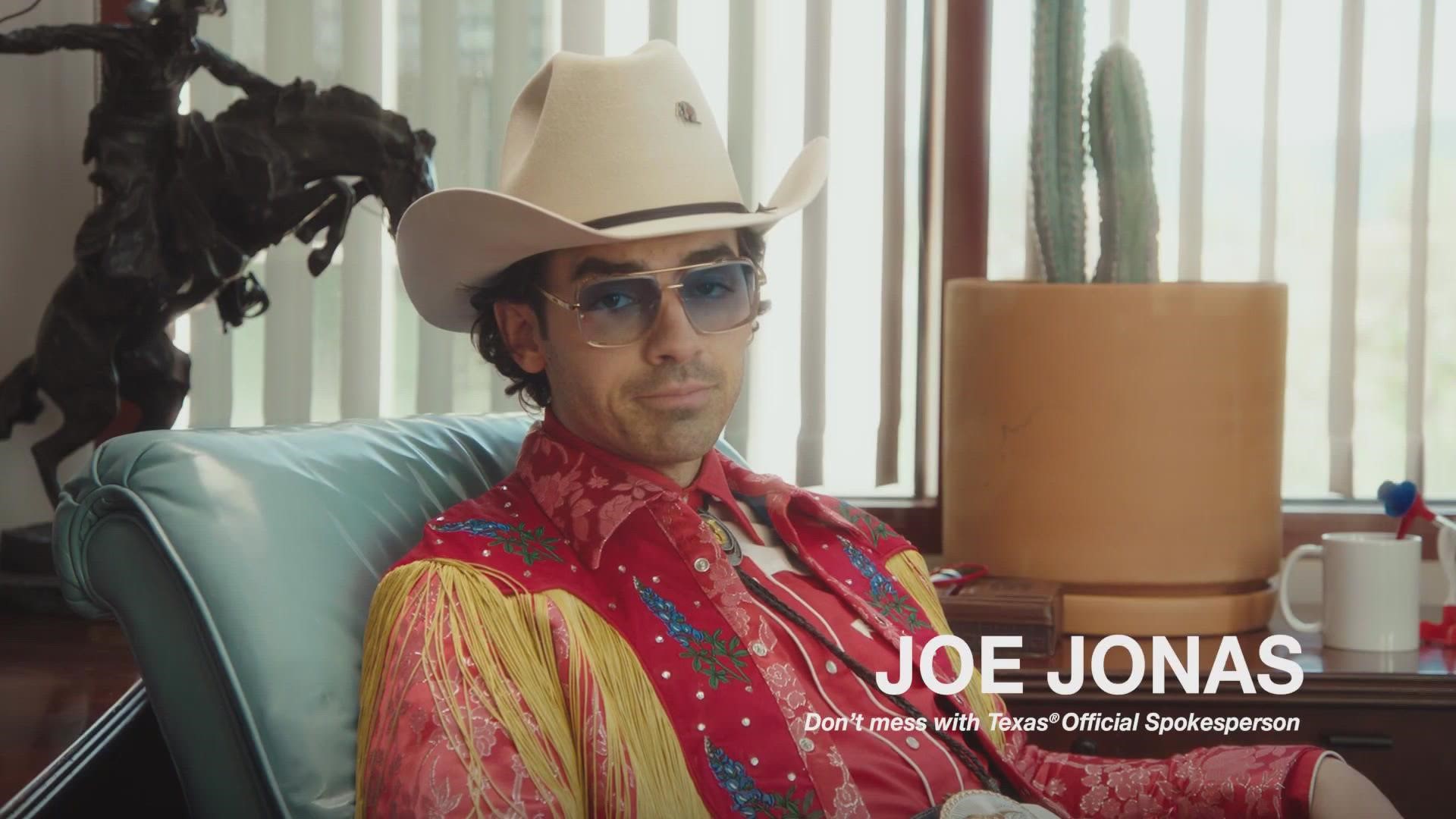 The Jonas Brother is the new famous face of the "Don't Mess With Texas" campaign, reminding people to put their trash in the trash, NOT on the ground.