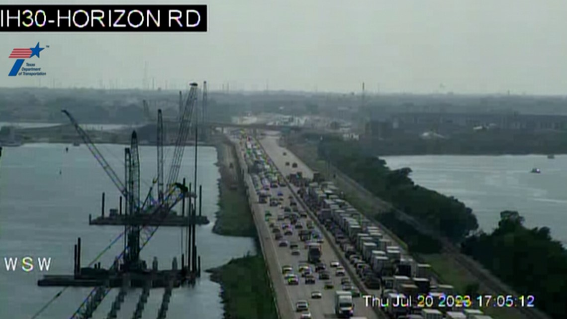 Accident On I 30 Rockwall Today Traffic alert: I-30W shut down in Rockwall due to major accident | wfaa.com