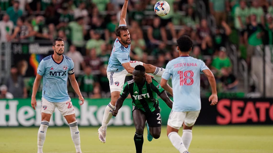 Velasco panenka penalty kick sends FC Dallas to 2nd round