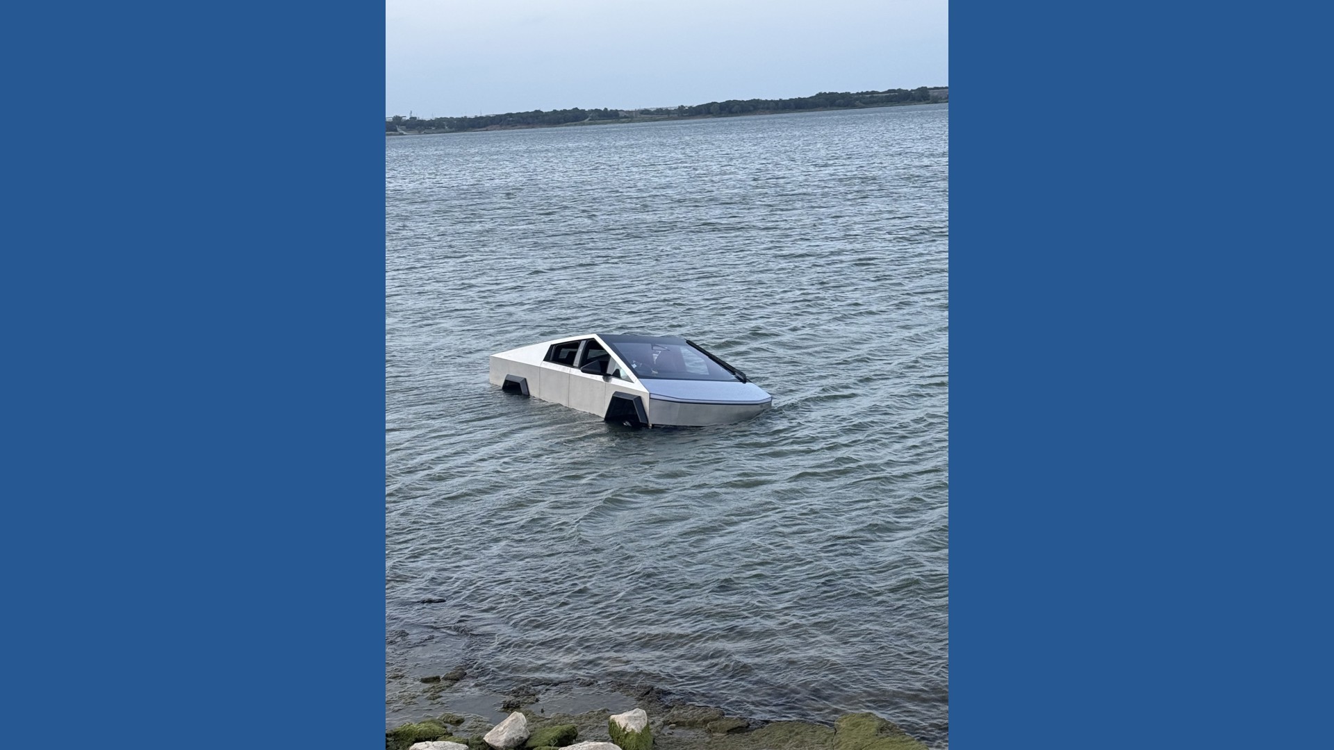 TeslaFloating