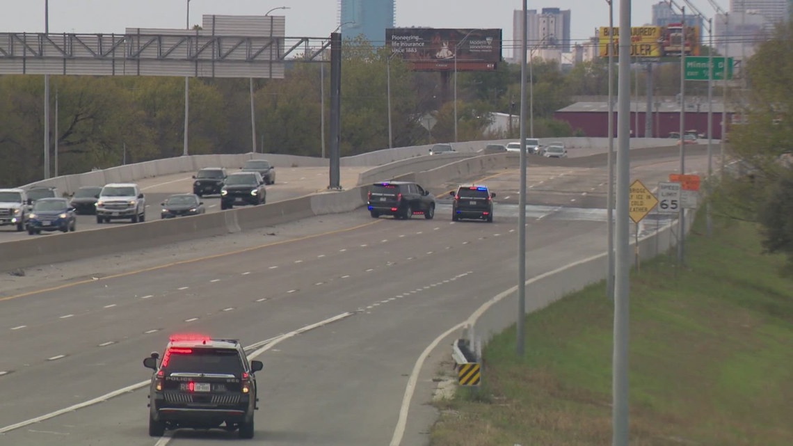 Driver killed in a wrong-way crash Sunday | wfaa.com