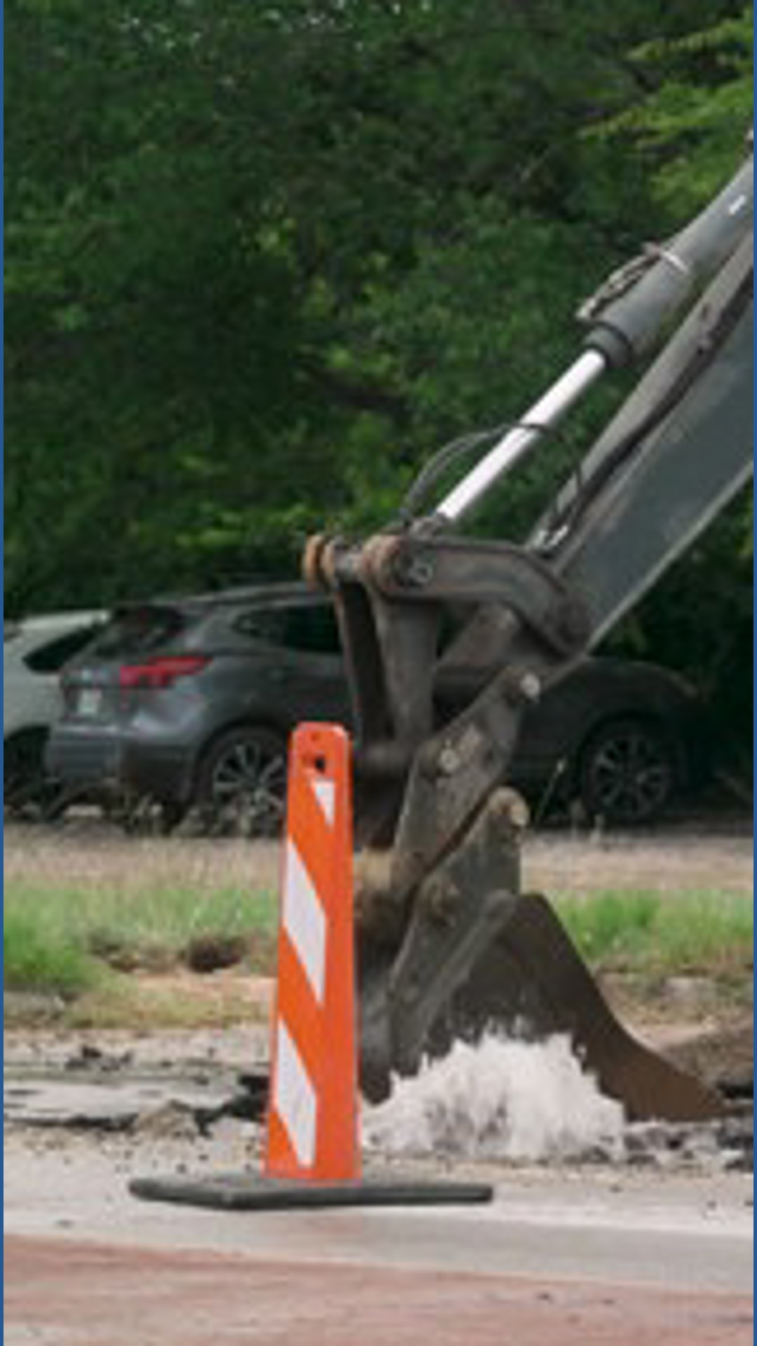 Water main break floods Fort Worth neighborhood, triggers boil water ...