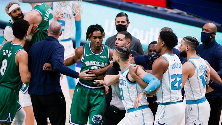 Dallas Mavericks, Charlotte Hornets players fined for on-court conduct in  home opener at AAC
