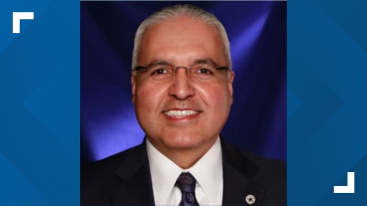 Arlington ISD superintendent announces retirement