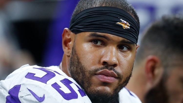 Dallas Cowboys sign free agent linebacker Anthony Barr to one-year deal