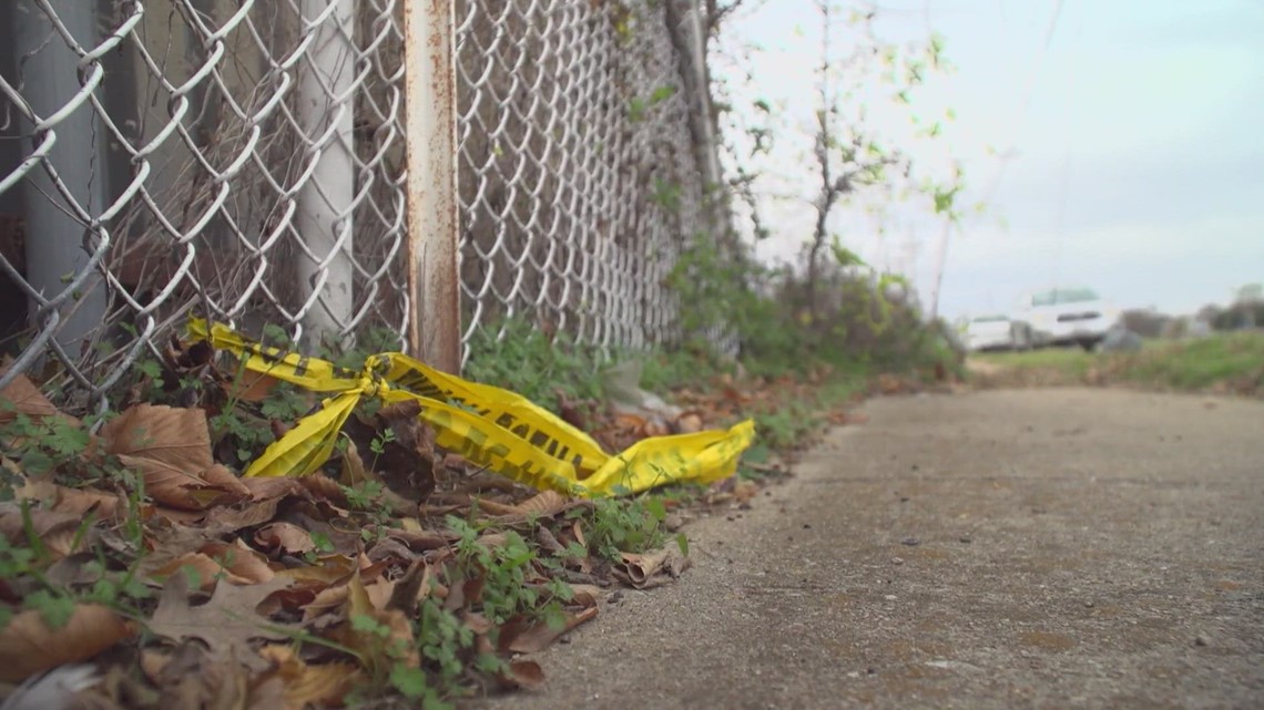 Police: Texas woman shoots teenager trying to break into her apartment ...