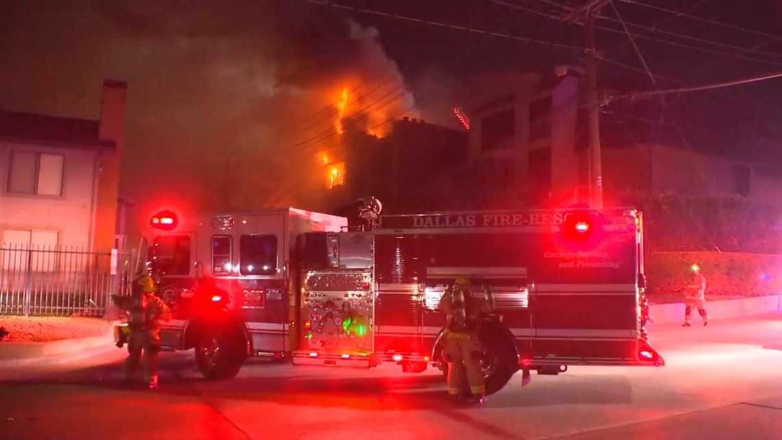 Dallas firefighters had to evacuate house while battling 4-alarm fire ...