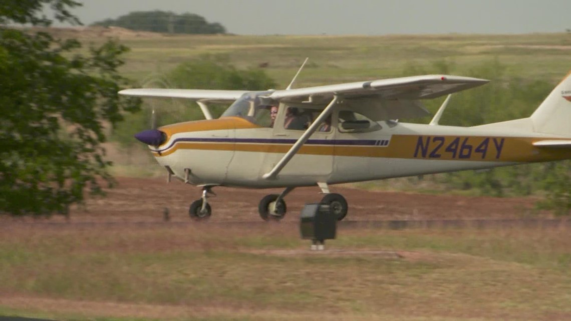 Texas admin who used district plane for family trips disciplined - Vimarsana News