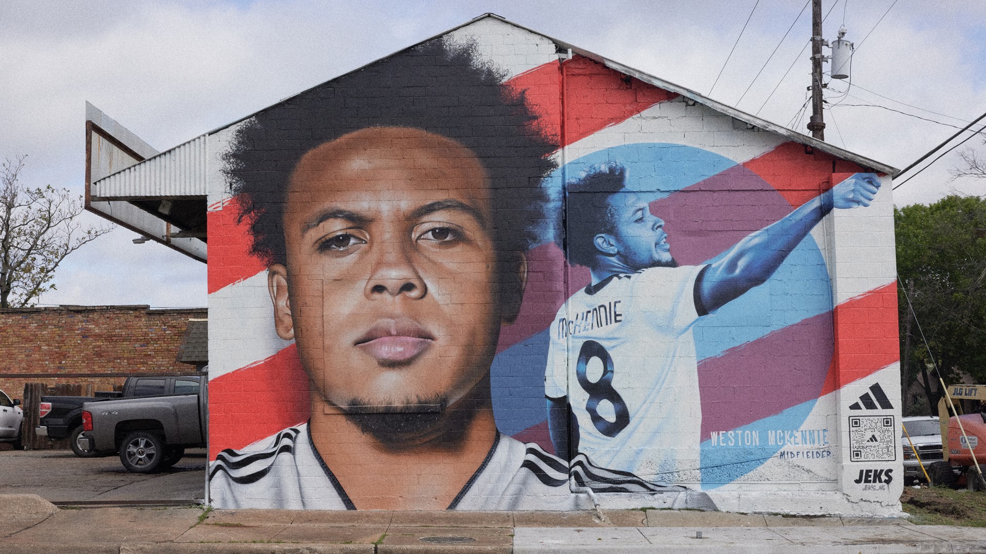 2022 World Cup: Dallas murals, Ted Lasso letters show tourney hype ...
