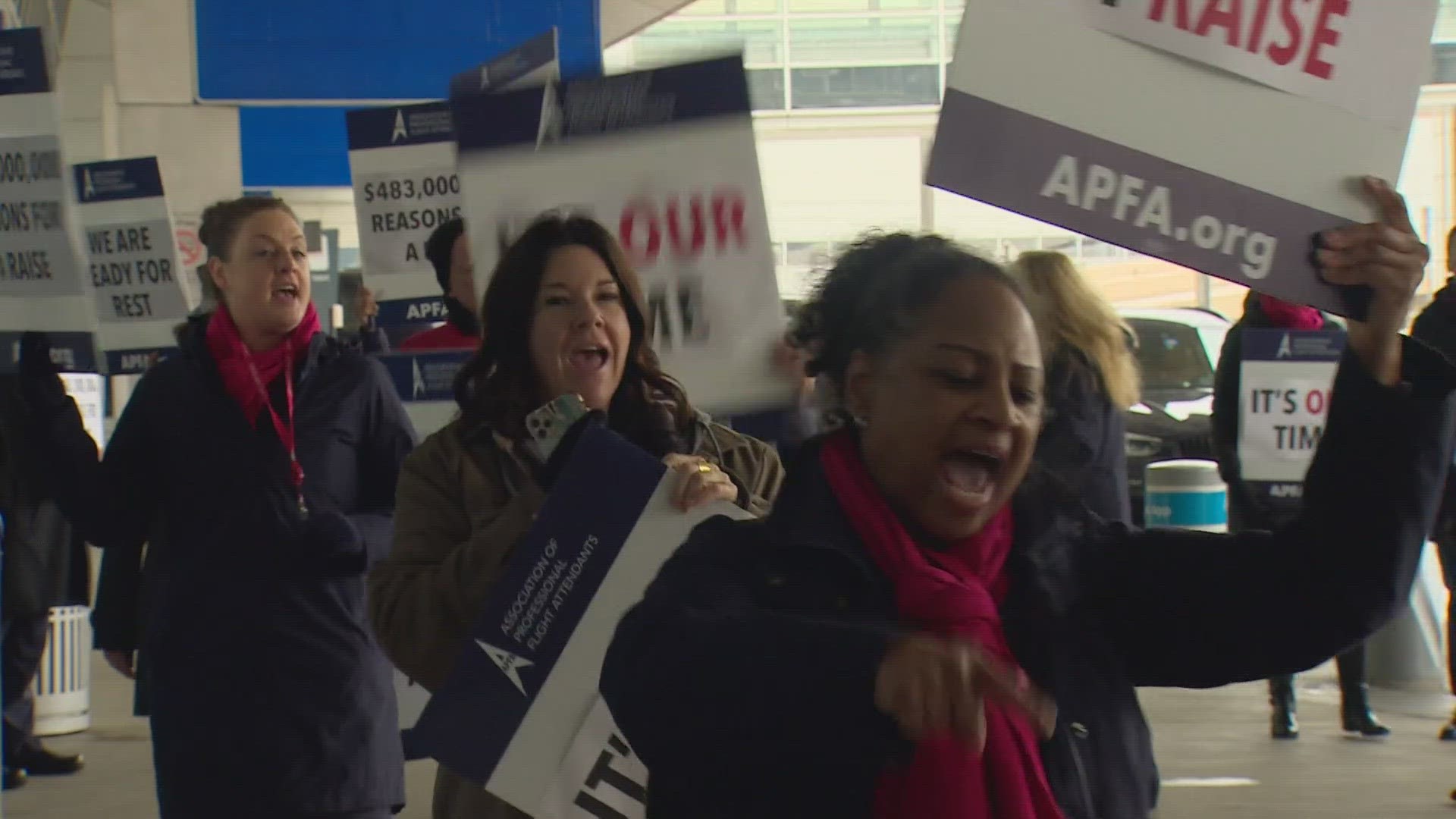 American Airlines flight attendant's union approves strike