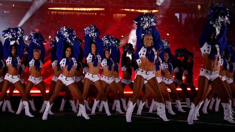 Dallas Cowboys Cheerleaders - We are a sucker for the Jonas Brothers 