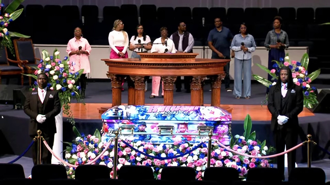 G$ Lil Ronnie murder: Hundreds mourn father and daughter shot, killed | wfaa.com