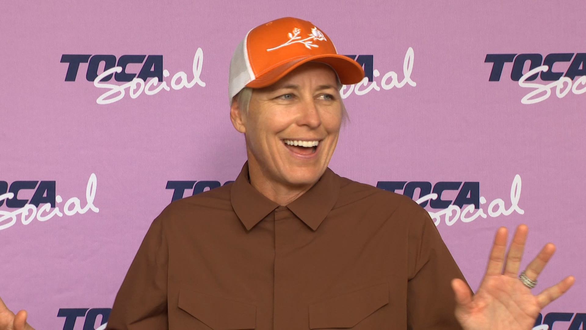 FULL INTERVIEW: US soccer legend Abby Wambach speaks on World Cup, TOCA ...