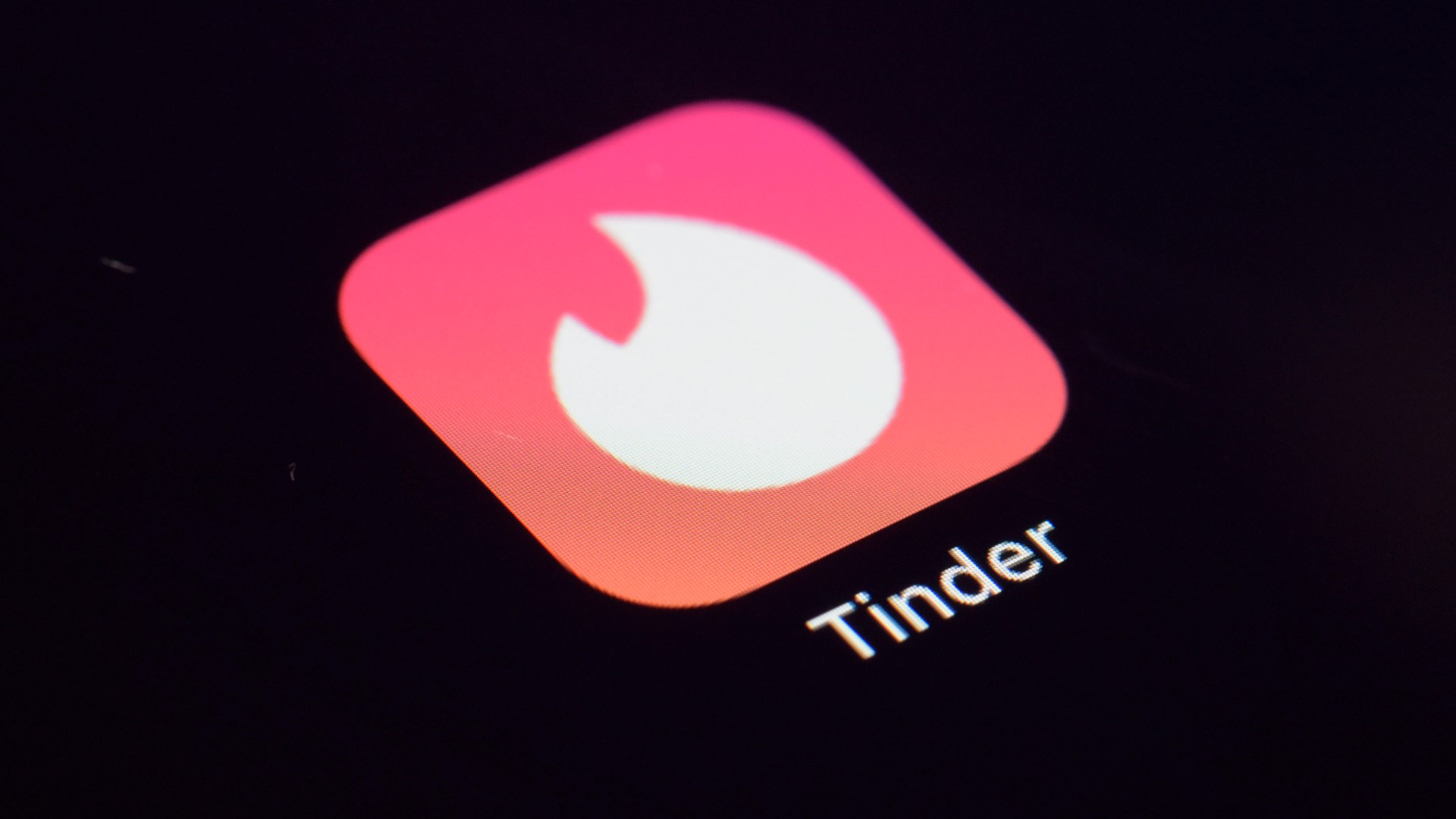 The lawsuit claims the apps turn users into “addicts” who purchase ever-more-expensive subscriptions to access special features that promise romance and matches.