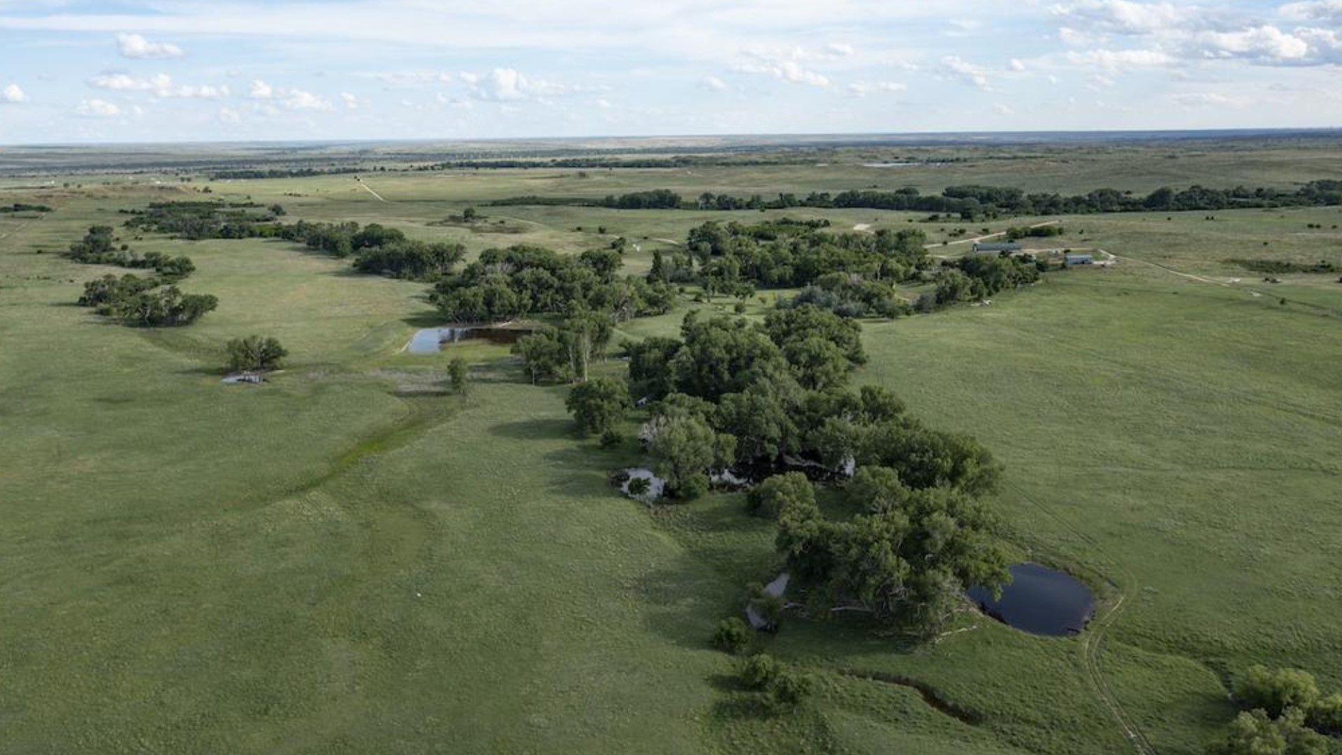 80-000-acre-texas-panhandle-ranch-for-sale-for-200m-wfaa