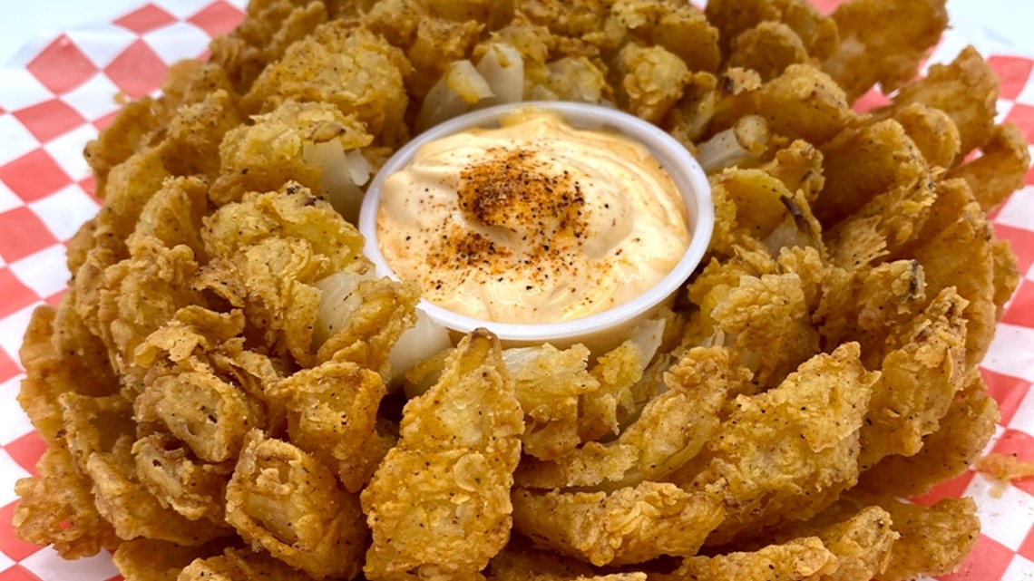 Dallas Cowboys fans, don't miss this gooey, cheesy dish -- one of 14 new  foods at AT&T Stadium