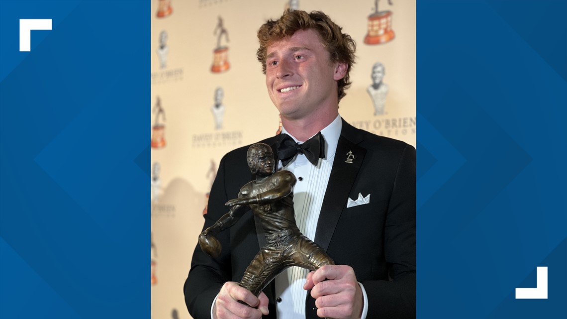 TCU QB Max Duggan Wins Davey O'Brien Award | Wfaa.com