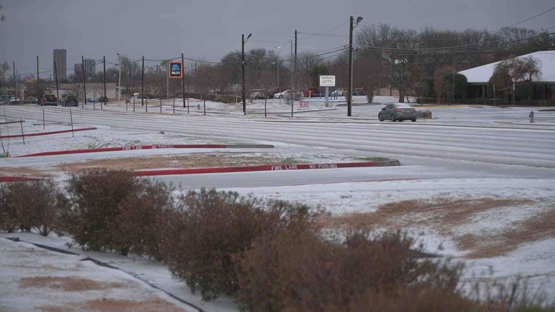 DFW winter storm Traffic outlook as sleet, ice accumulates