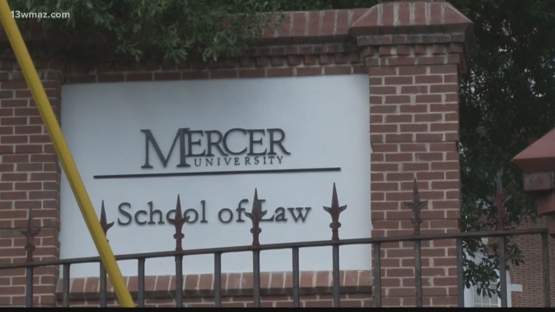 Mercer law school changes front signage