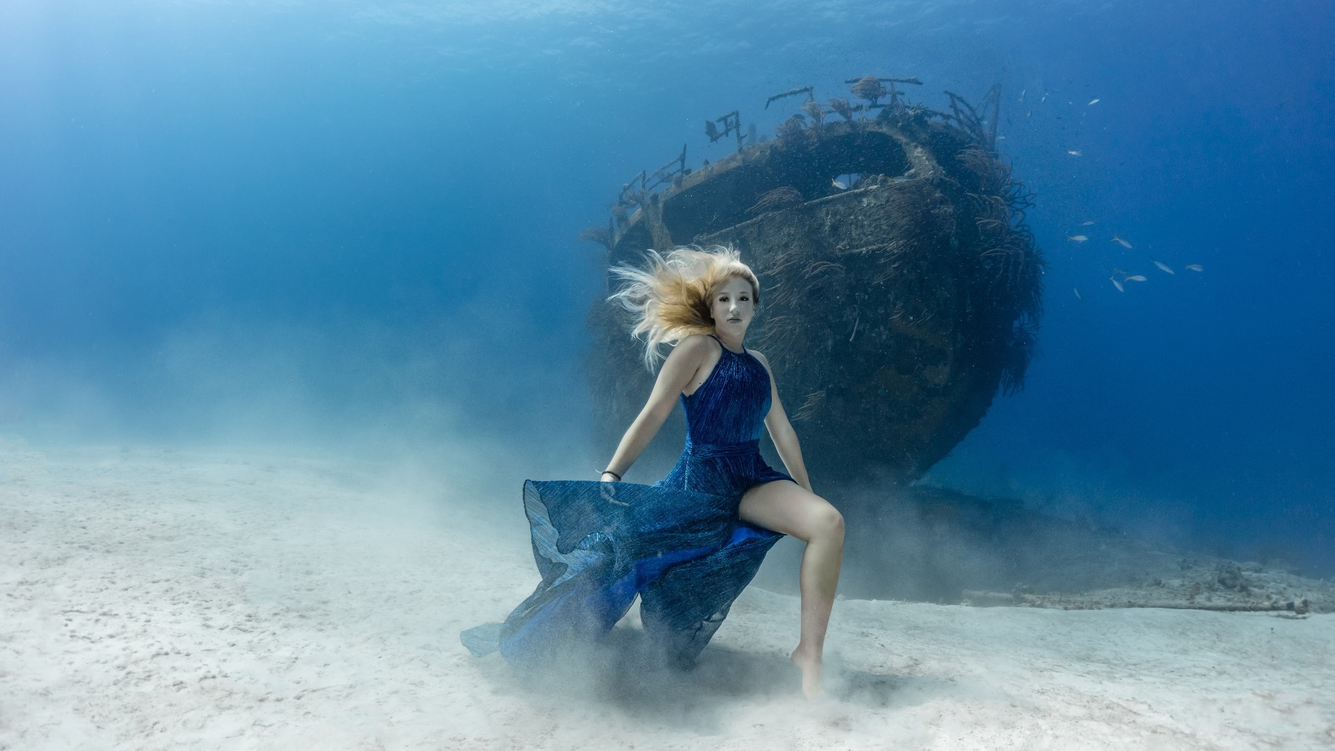 Amelia Henderson, photo shoot at the Ray of Hope shipwreck, Nassau, Bahamas. Photographer: Pia Venegas. Song: "Ticking Hands" by Lusine, ©️Ghostly International