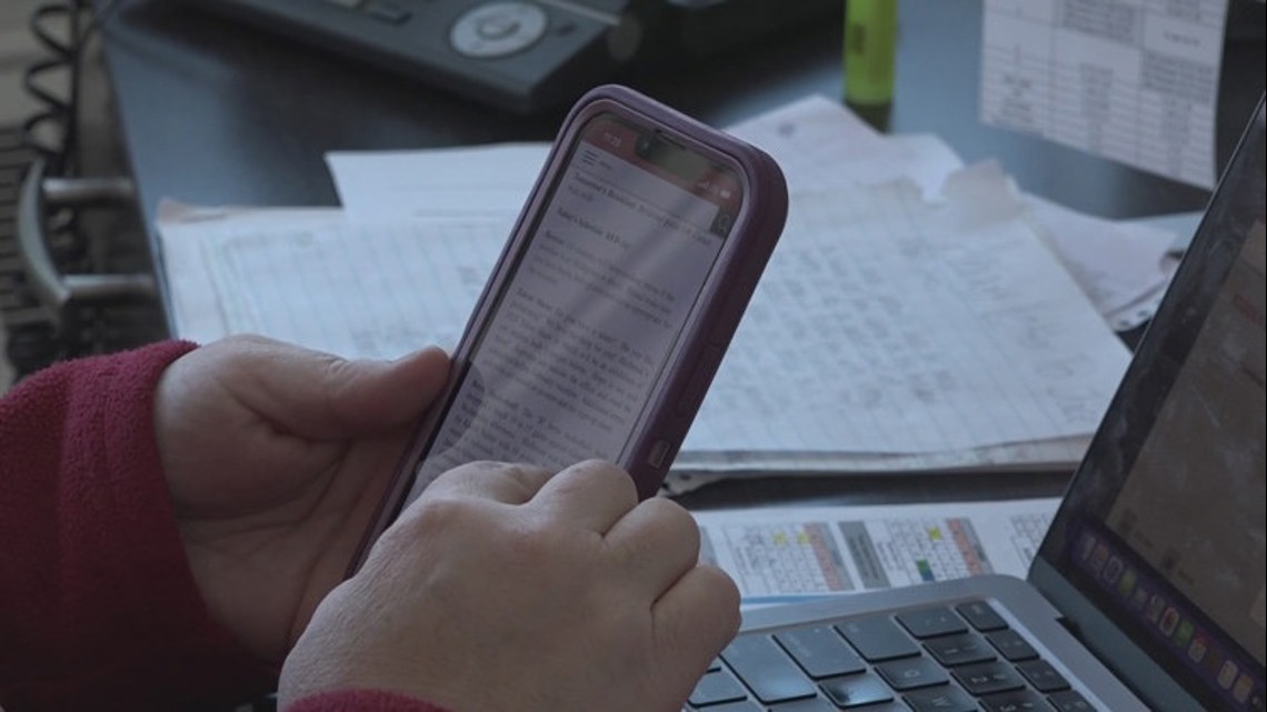 Texas bans student cellphone use in schools under 2025 law | wfaa.com