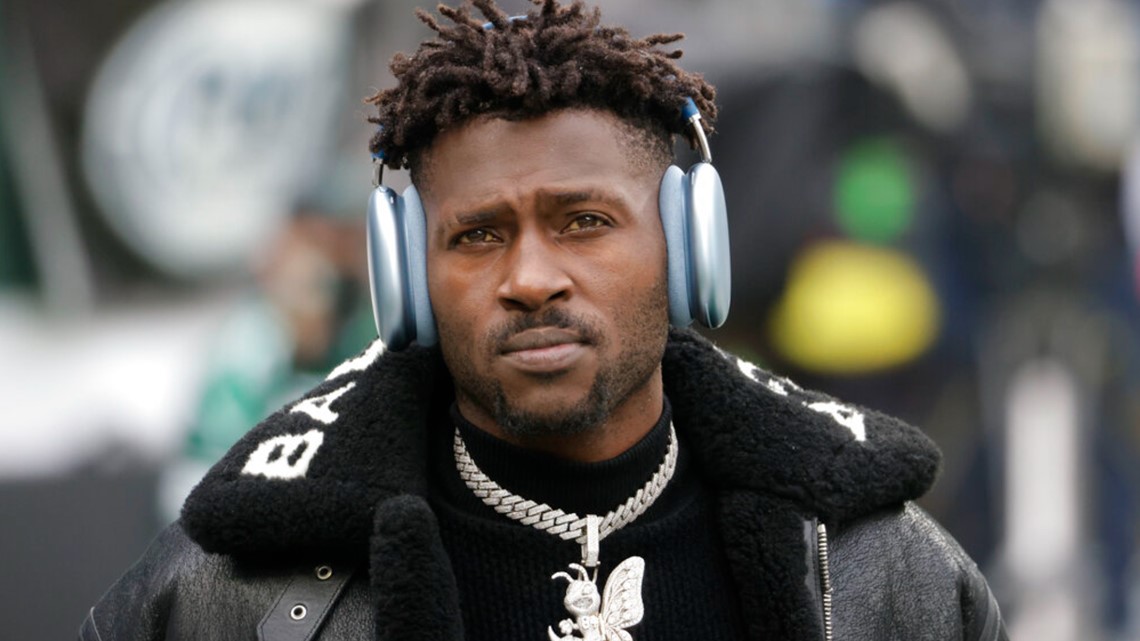 We're good - Jerry Jones bluntly rejects out-of-favor Antonio Brown's plea  to sign for Cowboys