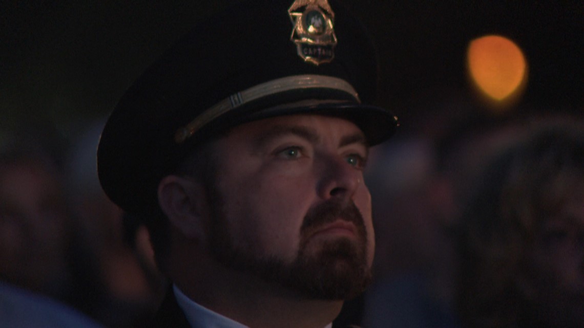 Thousands gather to honor fallen law enforcement | wfaa.com